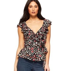 Sofia Vegara Jeans | Ruffle Wrap Top | XXL